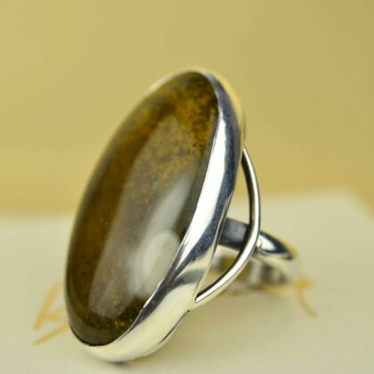Pierścień z bursztynem srebro
